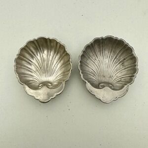 Eastern Pewter Shell Dishes Set of 2 Small Scalloped Salt Cellars Trinket Trays